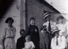 1864-1946 John Shiels, Christina, son William, Janet and Kathleen