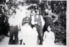 1915 Tom and Rachel Shiels