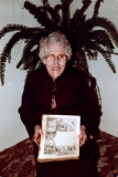 1982 Lottie Burdett with family bible