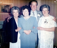 1975 Betty, Vi, Dewi and Ray