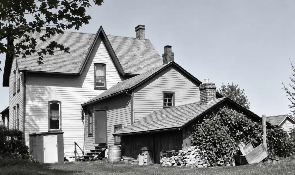 The Shiels family house — Lot 19, Concession 14, Grey Township