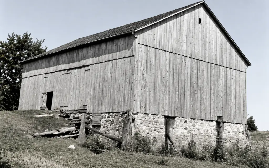 The Shiels family barn — Lot 19, Concession 14, Grey Township