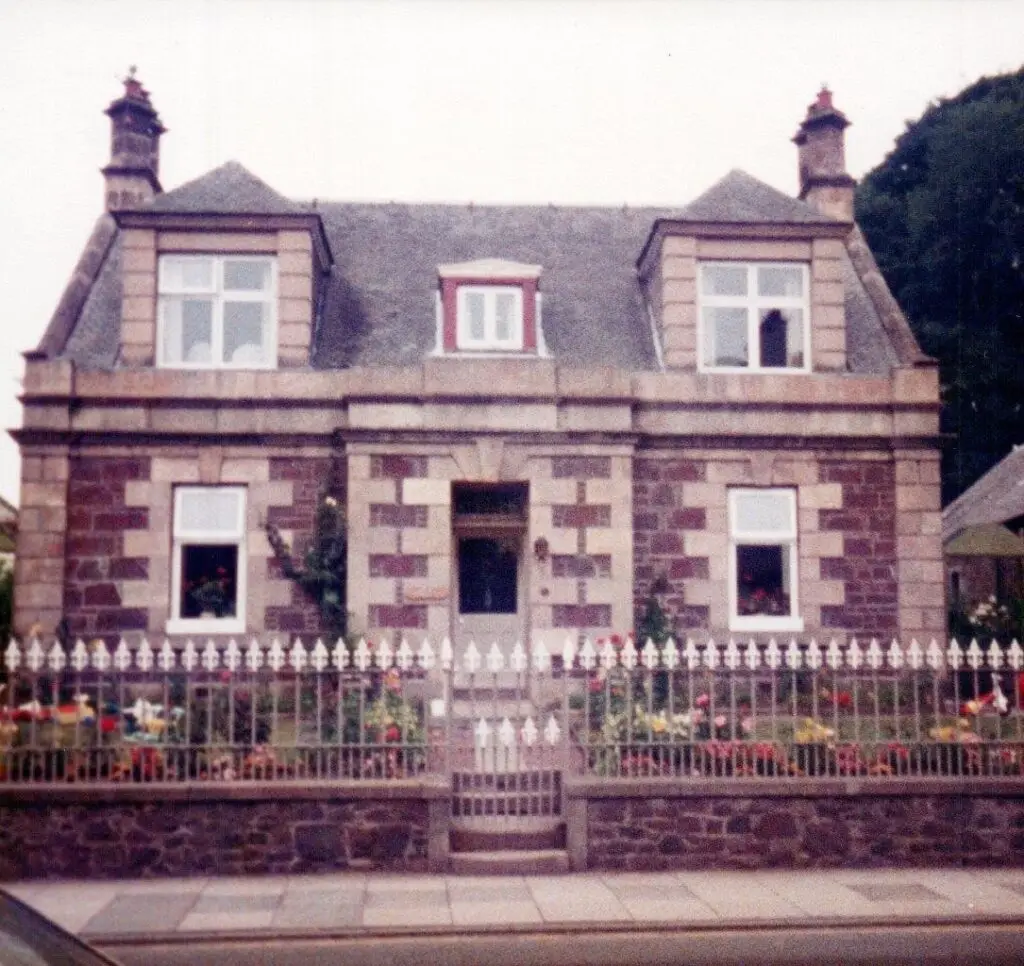 Gladstone Cottage, Biggar — photographed by Dan Shiels in 2008