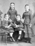 1876 ThomasP and children