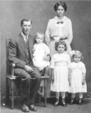 1915 George and Rosa Kids